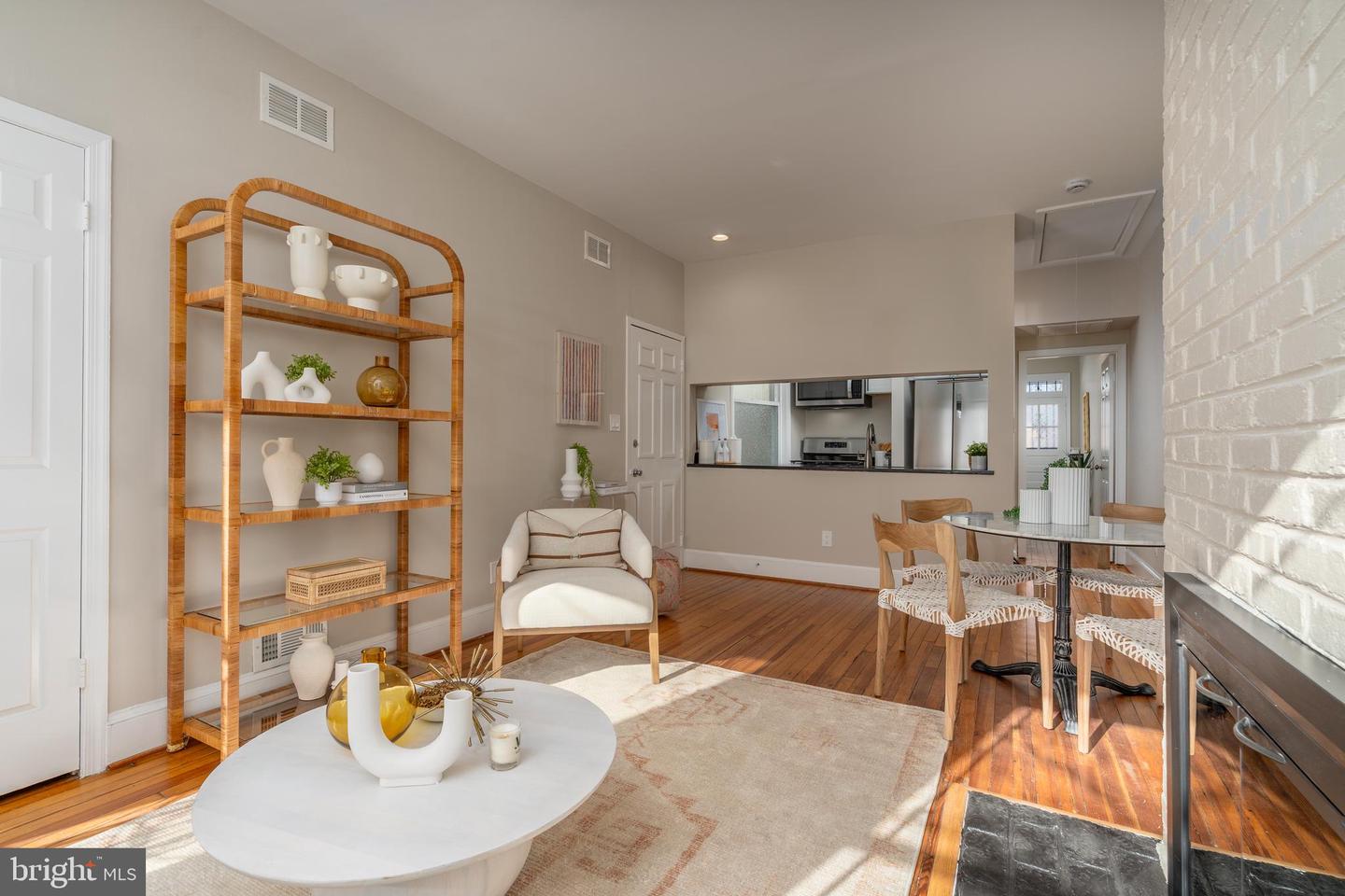 1218 D ST SE #4, WASHINGTON, District Of Columbia 20003, 1 Bedroom Bedrooms, ,1 BathroomBathrooms,Residential,For sale,1218 D ST SE #4,DCDC2241054 MLS # DCDC2241054