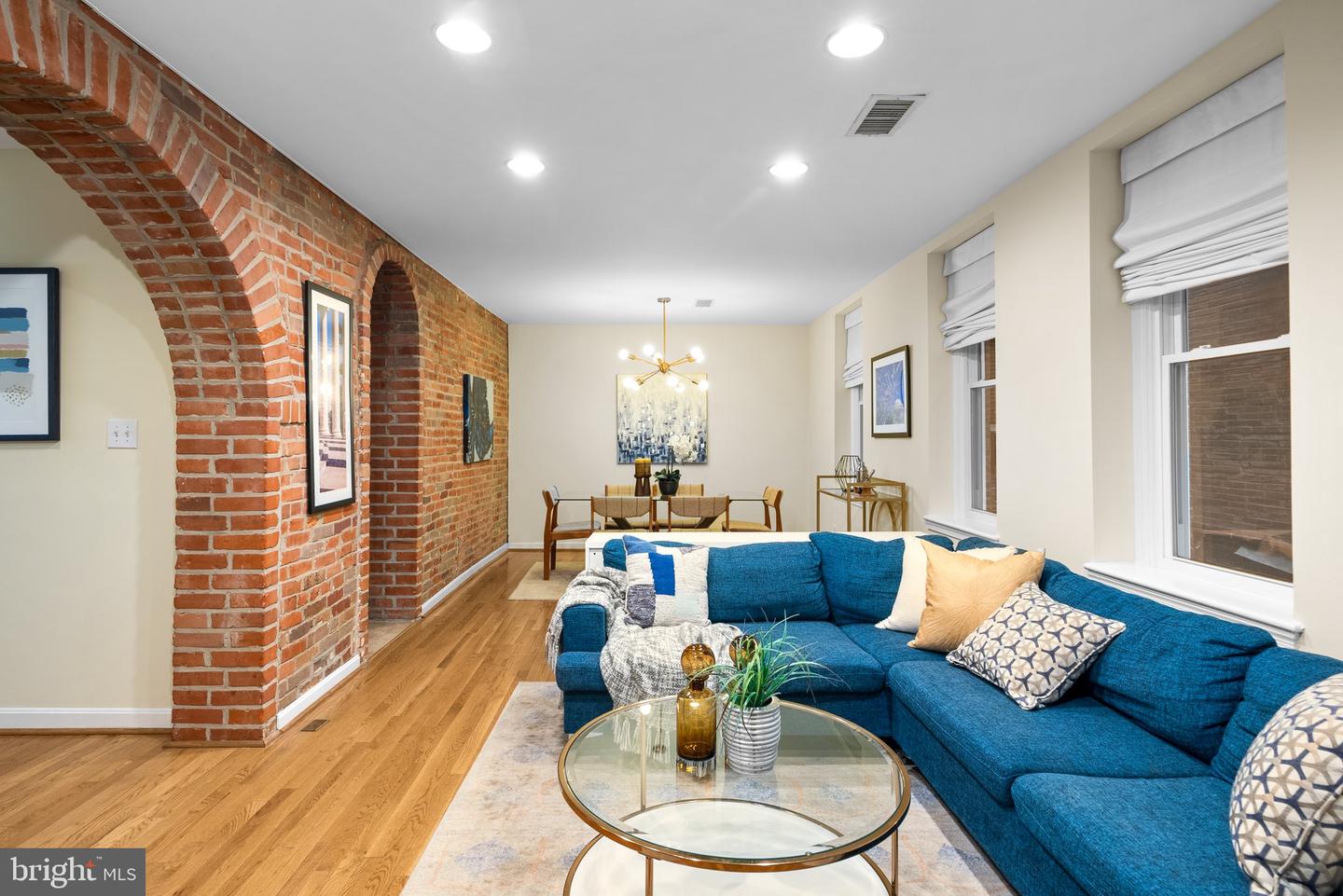 410 11TH ST NE #6, WASHINGTON, District Of Columbia 20002, 2 Bedrooms Bedrooms, ,1 BathroomBathrooms,Residential,For sale,410 11TH ST NE #6,DCDC2241736 MLS # DCDC2241736