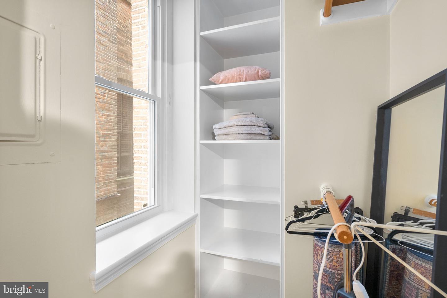 410 11TH ST NE #6, WASHINGTON, District Of Columbia 20002, 2 Bedrooms Bedrooms, ,1 BathroomBathrooms,Residential,For sale,410 11TH ST NE #6,DCDC2241736 MLS # DCDC2241736