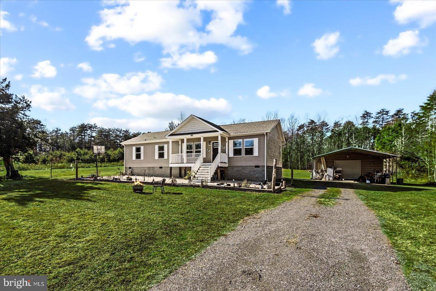 6600 STUBBS BRIDGE RD, SPOTSYLVANIA, Virginia 22551, 3 Bedrooms Bedrooms, 6 Rooms Rooms,2 BathroomsBathrooms,Residential,For sale,6600 STUBBS BRIDGE RD,VASP2038712 MLS # VASP2038712 6600 STUBBS BRIDGE RD, SPOTSYLVANIA, Virginia 22551, 3 Bedrooms Bedrooms, 6 Rooms Rooms,2 BathroomsBathrooms,Residential,For sale,6600 STUBBS BRIDGE RD,VASP2038712 MLS # VASP2038712