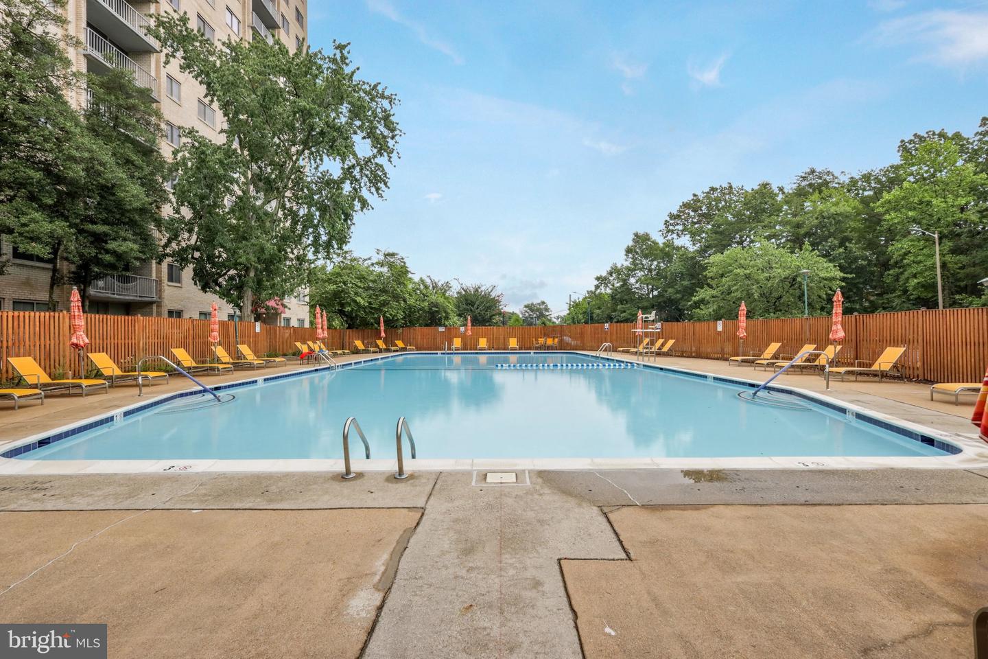 2500 N VAN DORN ST #521, ALEXANDRIA, Virginia 22302, 2 Bedrooms Bedrooms, ,2 BathroomsBathrooms,Residential,For sale,2500 N VAN DORN ST #521,VAAX2053294 MLS # VAAX2053294 2500 N VAN DORN ST #521, ALEXANDRIA, Virginia 22302, 2 Bedrooms Bedrooms, ,2 BathroomsBathrooms,Residential,For sale,2500 N VAN DORN ST #521,VAAX2053294 MLS # VAAX2053294