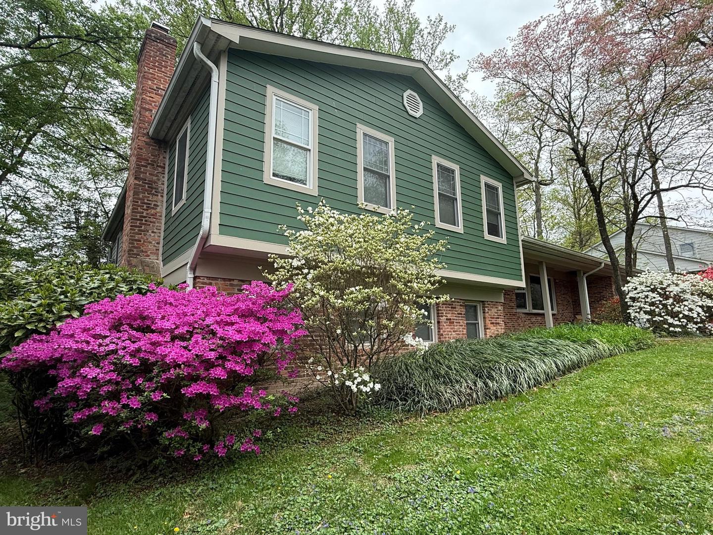 521 CREEK CROSSING RD NE, VIENNA, Virginia 22180, 5 Bedrooms Bedrooms, ,3 BathroomsBathrooms,Residential,For sale,521 CREEK CROSSING RD NE,VAFX2286688 MLS # VAFX2286688