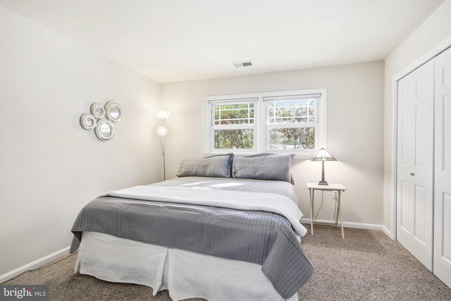 521 CREEK CROSSING RD NE, VIENNA, Virginia 22180, 5 Bedrooms Bedrooms, ,3 BathroomsBathrooms,Residential,For sale,521 CREEK CROSSING RD NE,VAFX2286688 MLS # VAFX2286688