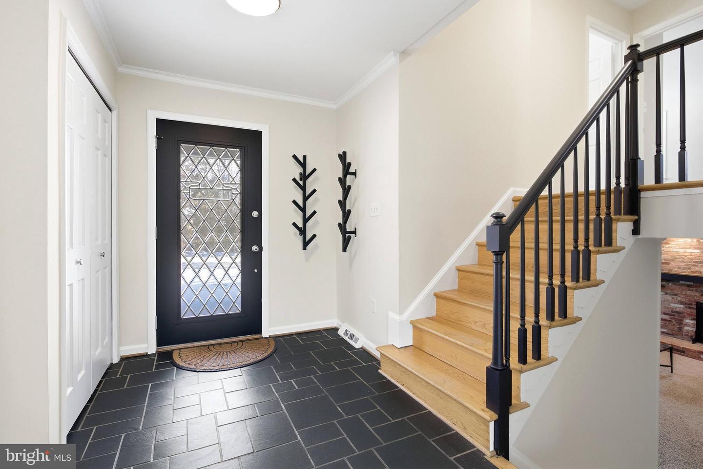 521 CREEK CROSSING RD NE, VIENNA, Virginia 22180, 5 Bedrooms Bedrooms, ,3 BathroomsBathrooms,Residential,For sale,521 CREEK CROSSING RD NE,VAFX2286688 MLS # VAFX2286688