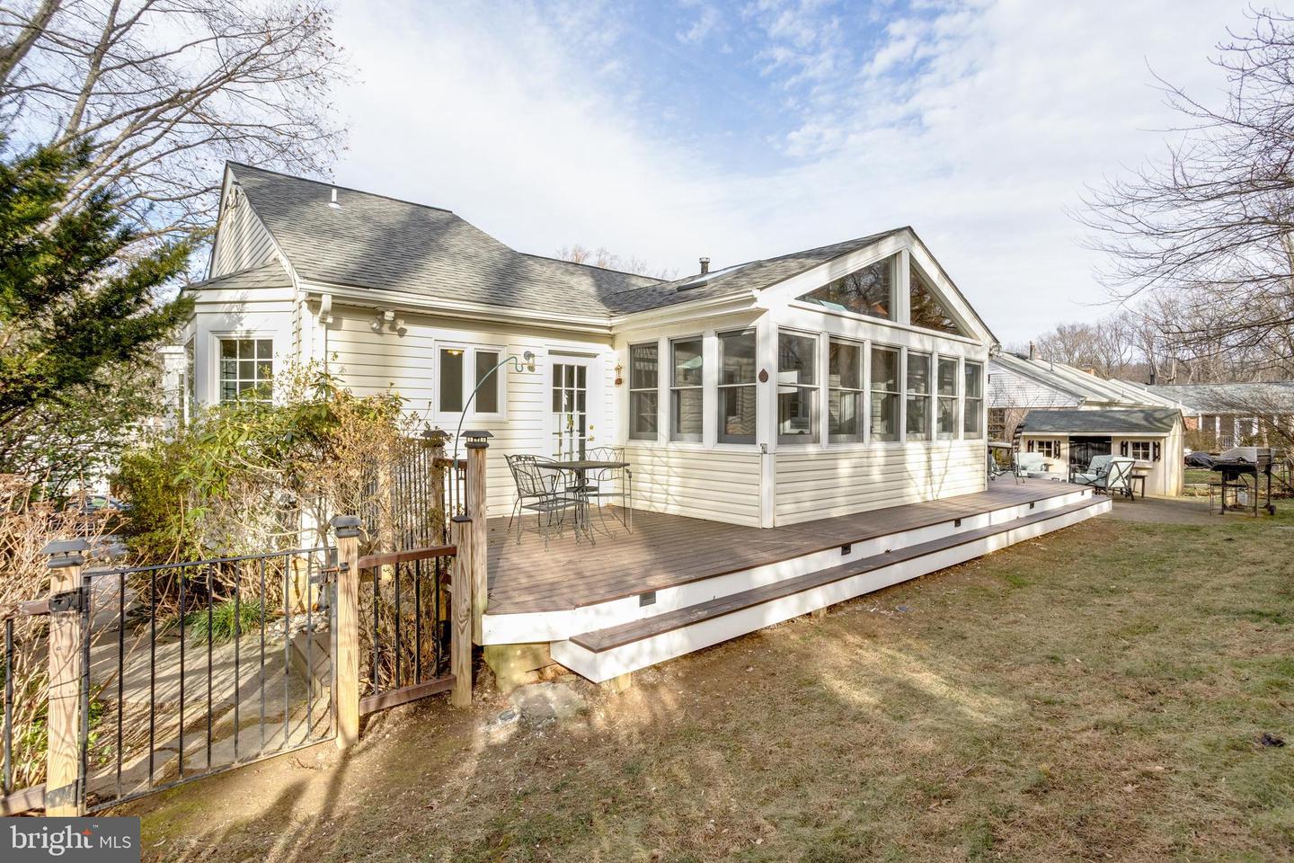 8130 BRIAR CREEK DR, ANNANDALE, Virginia 22003, 6 Bedrooms Bedrooms, ,4 BathroomsBathrooms,Residential,For sale,8130 BRIAR CREEK DR,VAFX2287186 MLS # VAFX2287186