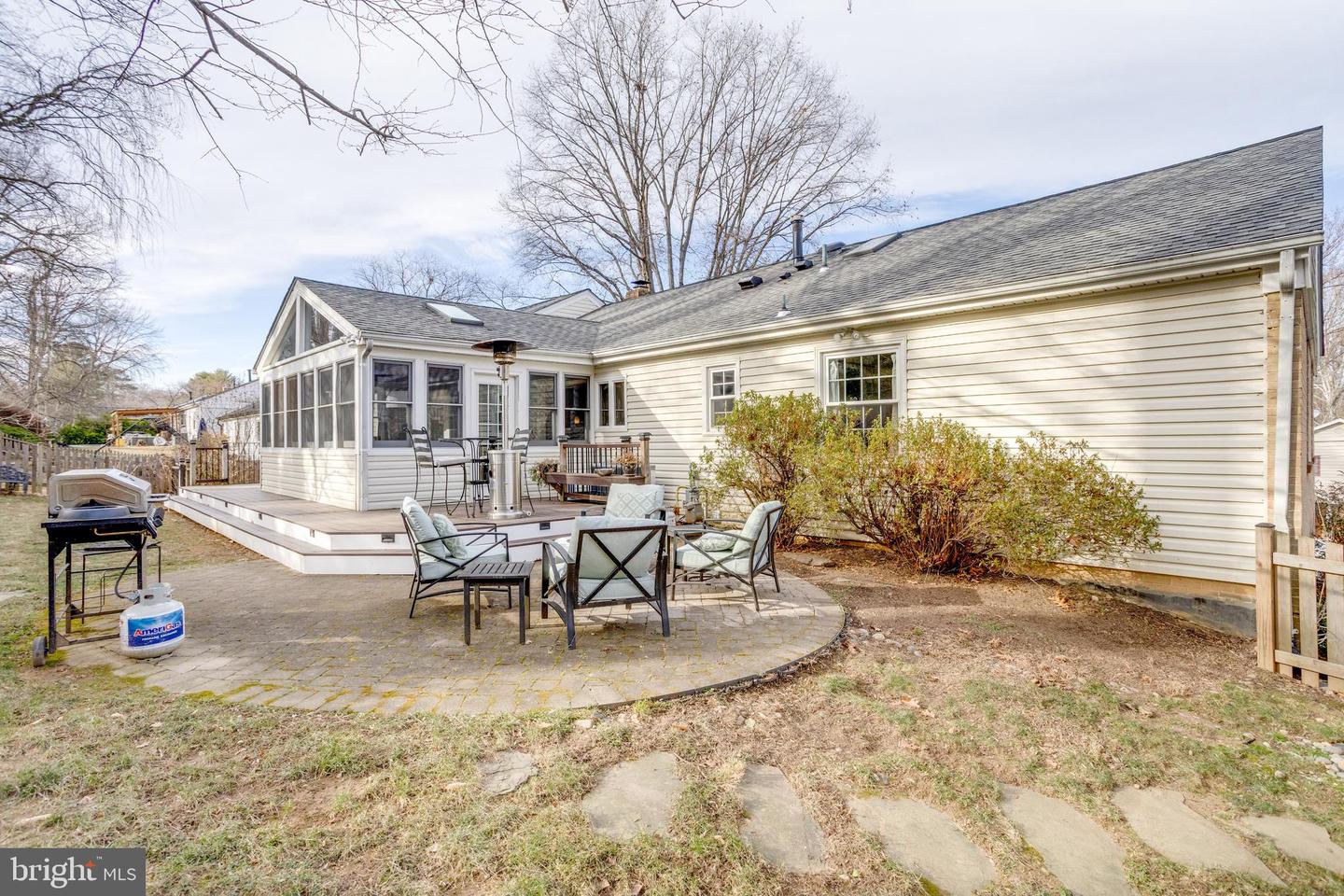 8130 BRIAR CREEK DR, ANNANDALE, Virginia 22003, 6 Bedrooms Bedrooms, ,4 BathroomsBathrooms,Residential,For sale,8130 BRIAR CREEK DR,VAFX2287186 MLS # VAFX2287186