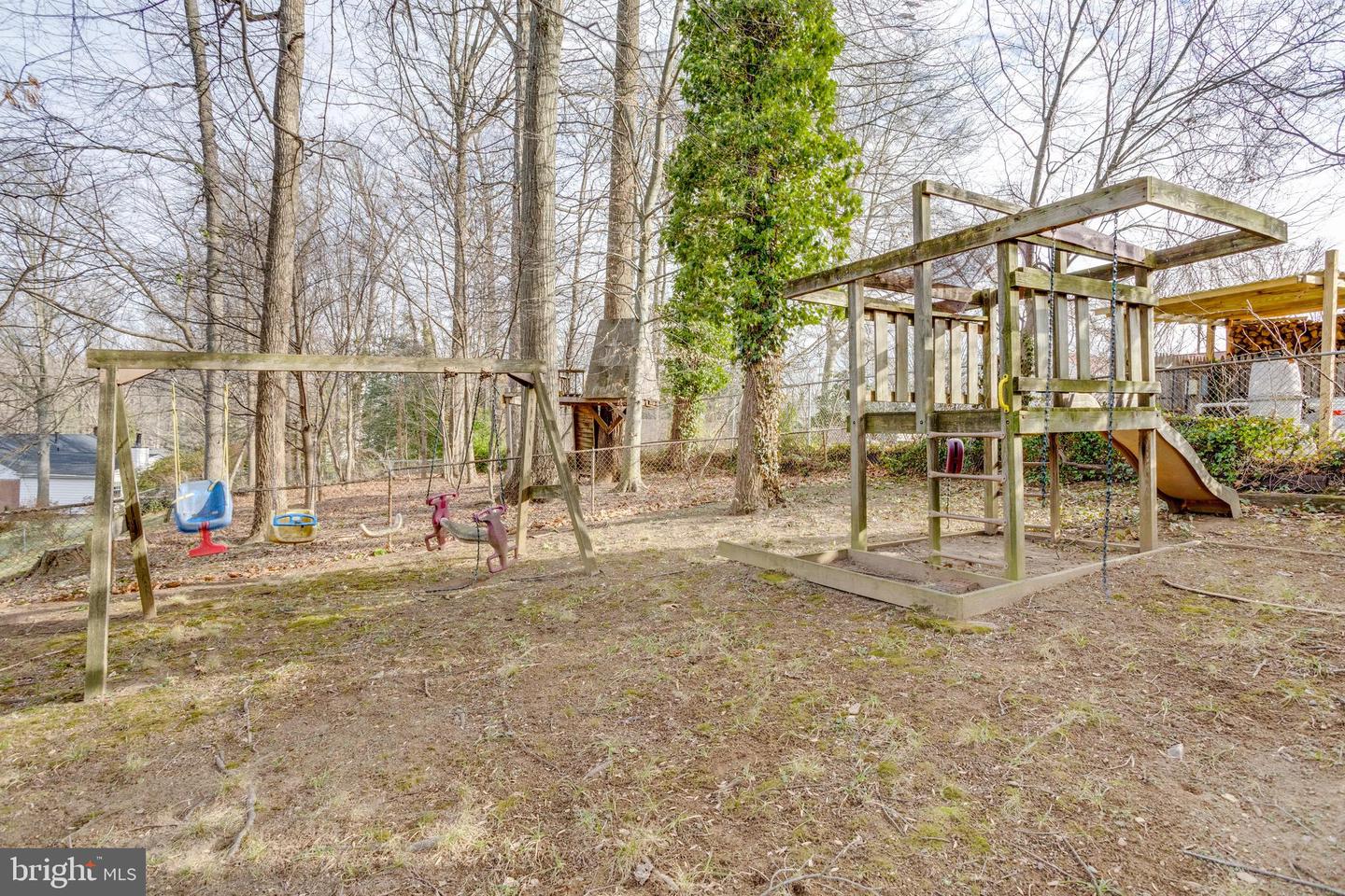 8130 BRIAR CREEK DR, ANNANDALE, Virginia 22003, 6 Bedrooms Bedrooms, ,4 BathroomsBathrooms,Residential,For sale,8130 BRIAR CREEK DR,VAFX2287186 MLS # VAFX2287186