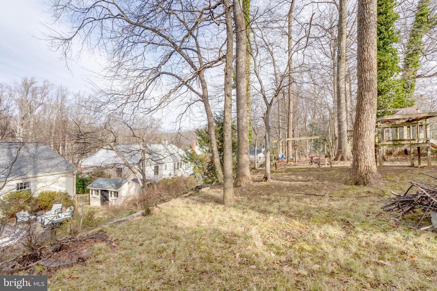 8130 BRIAR CREEK DR, ANNANDALE, Virginia 22003, 6 Bedrooms Bedrooms, ,4 BathroomsBathrooms,Residential,For sale,8130 BRIAR CREEK DR,VAFX2287186 MLS # VAFX2287186