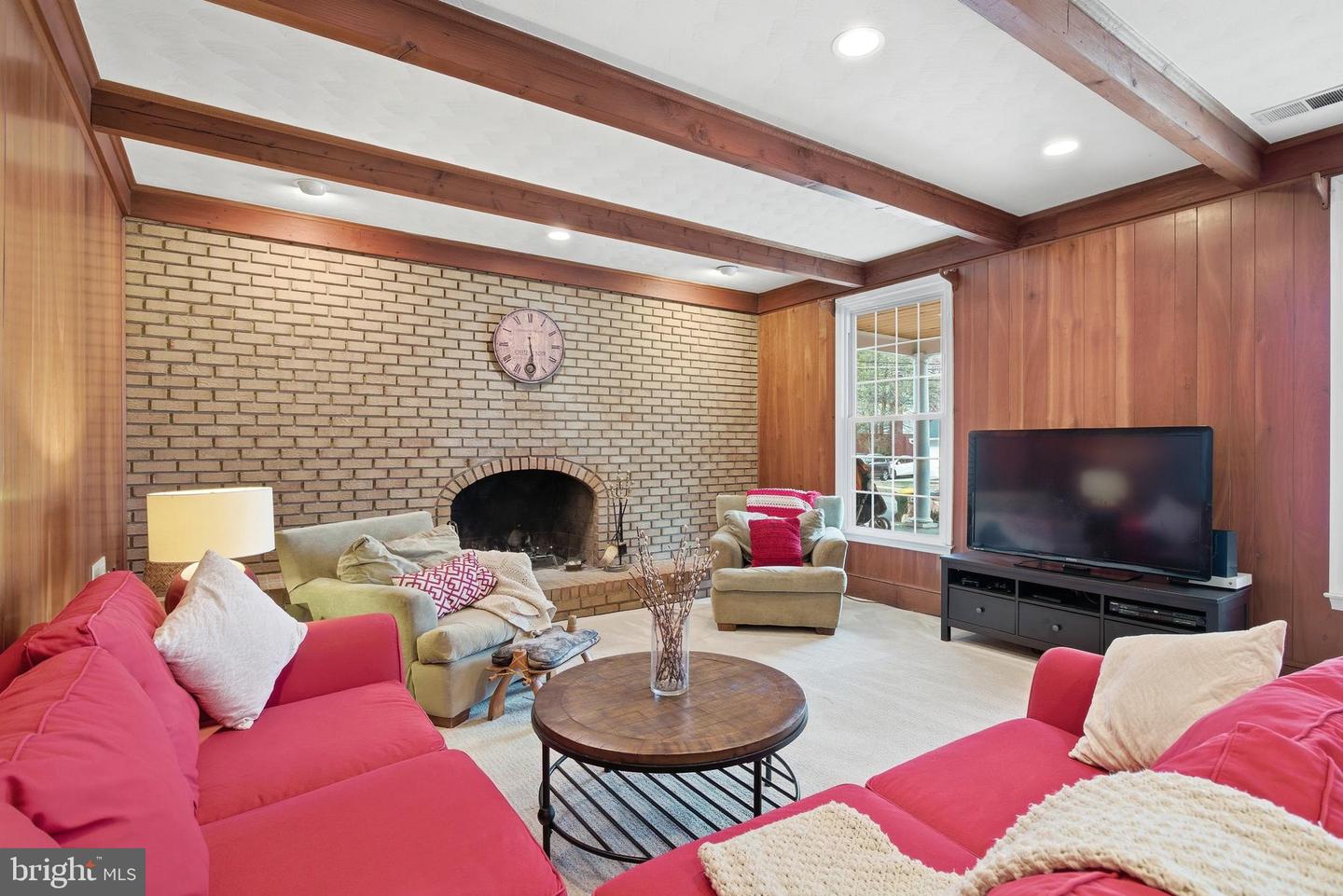 8130 BRIAR CREEK DR, ANNANDALE, Virginia 22003, 6 Bedrooms Bedrooms, ,4 BathroomsBathrooms,Residential,For sale,8130 BRIAR CREEK DR,VAFX2287186 MLS # VAFX2287186