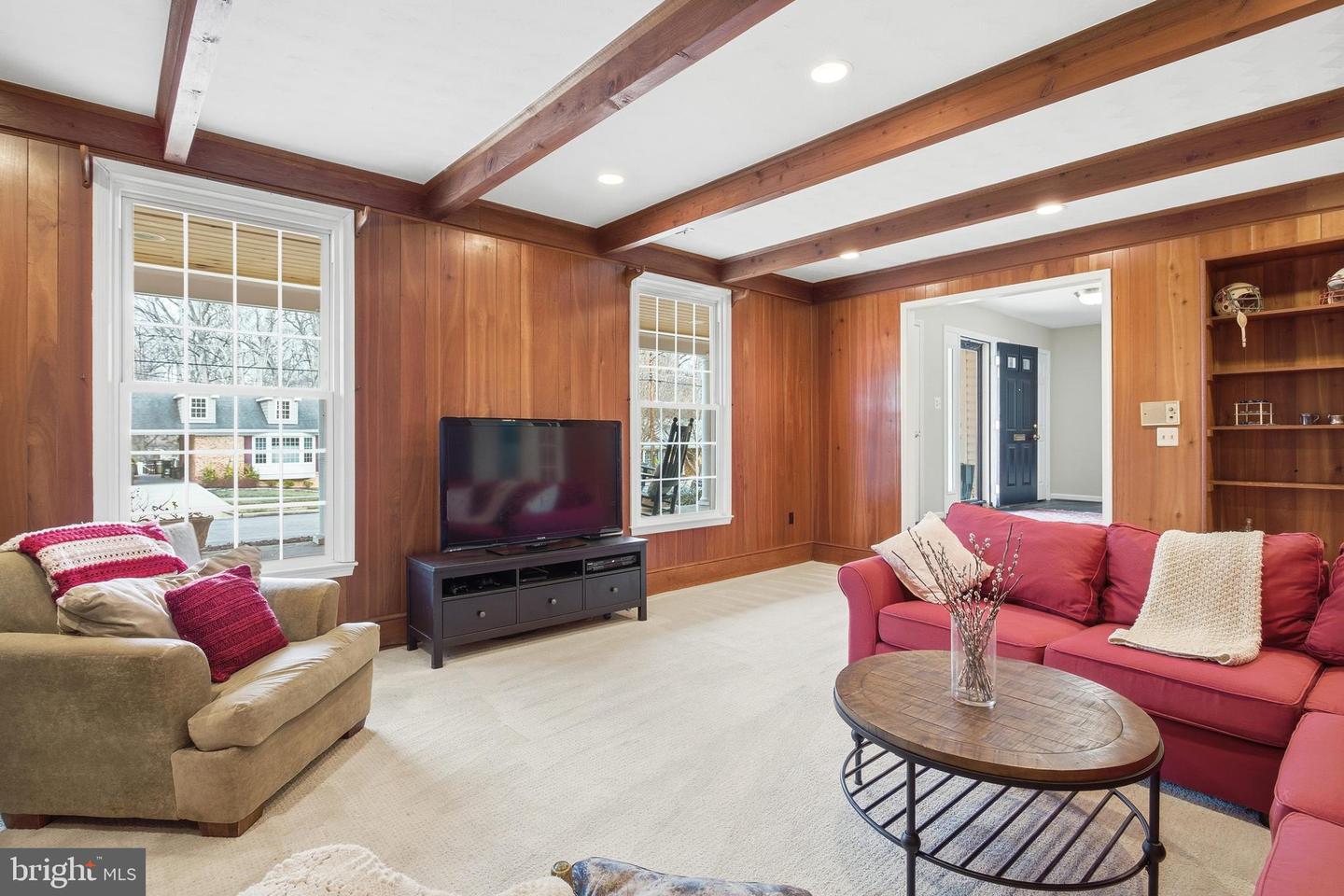 8130 BRIAR CREEK DR, ANNANDALE, Virginia 22003, 6 Bedrooms Bedrooms, ,4 BathroomsBathrooms,Residential,For sale,8130 BRIAR CREEK DR,VAFX2287186 MLS # VAFX2287186