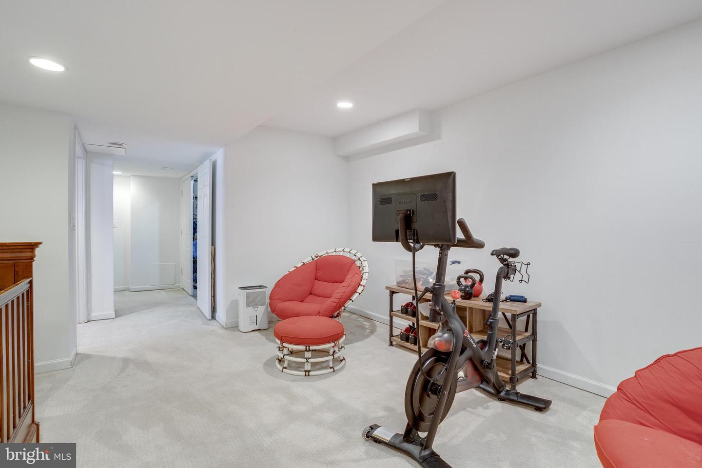 8130 BRIAR CREEK DR, ANNANDALE, Virginia 22003, 6 Bedrooms Bedrooms, ,4 BathroomsBathrooms,Residential,For sale,8130 BRIAR CREEK DR,VAFX2287186 MLS # VAFX2287186