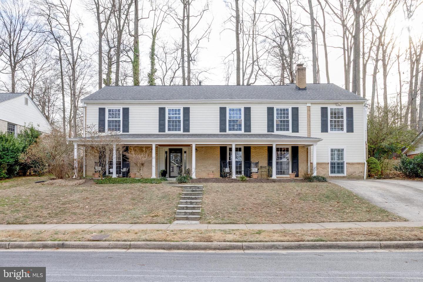 8130 BRIAR CREEK DR, ANNANDALE, Virginia 22003, 6 Bedrooms Bedrooms, ,4 BathroomsBathrooms,Residential,For sale,8130 BRIAR CREEK DR,VAFX2287186 MLS # VAFX2287186