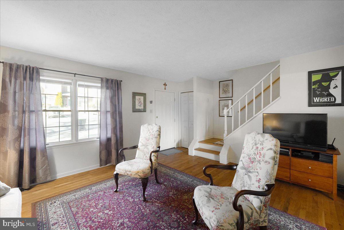 611 TUDOR DR, WINCHESTER, Virginia 22603, 3 Bedrooms Bedrooms, 10 Rooms Rooms,2 BathroomsBathrooms,Residential,For sale,611 TUDOR DR,VAFV2039200 MLS # VAFV2039200