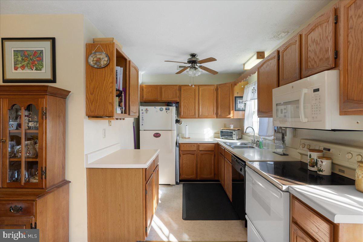 611 TUDOR DR, WINCHESTER, Virginia 22603, 3 Bedrooms Bedrooms, 10 Rooms Rooms,2 BathroomsBathrooms,Residential,For sale,611 TUDOR DR,VAFV2039200 MLS # VAFV2039200