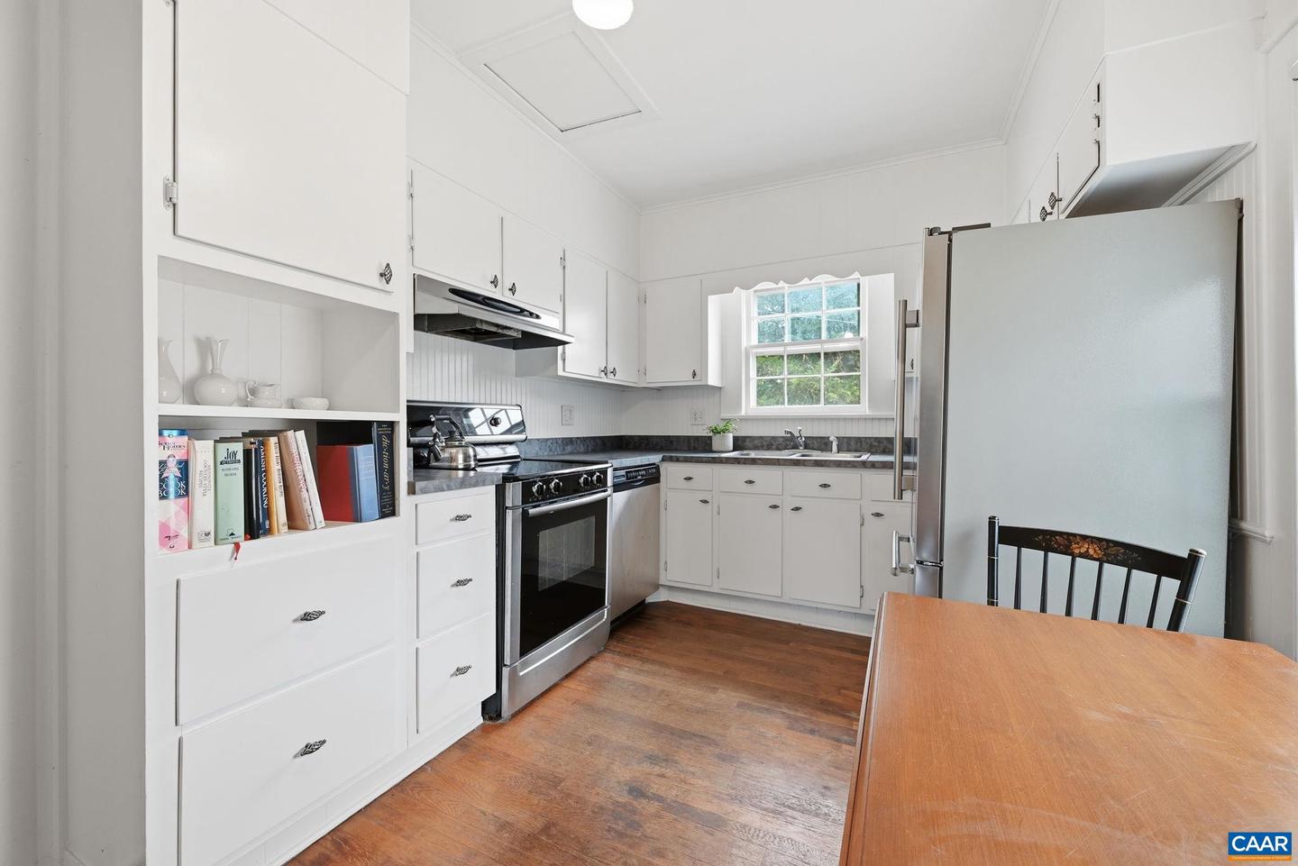 204 HOLLADAY AVE, GORDONSVILLE, Virginia 22942, 3 Bedrooms Bedrooms, ,1 BathroomBathrooms,Residential,For sale,204 HOLLADAY AVE,672786 MLS # 672786 204 HOLLADAY AVE, GORDONSVILLE, Virginia 22942, 3 Bedrooms Bedrooms, ,1 BathroomBathrooms,Residential,For sale,204 HOLLADAY AVE,672786 MLS # 672786