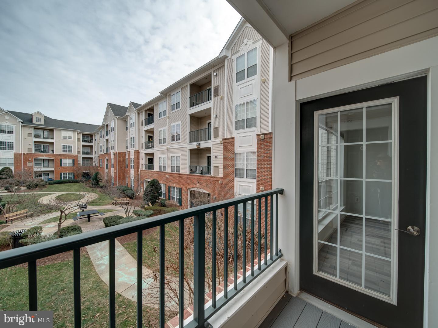 4850 EISENHOWER AVE #218, ALEXANDRIA, Virginia 22304, 1 Bedroom Bedrooms, ,1 BathroomBathrooms,Residential,For sale,4850 EISENHOWER AVE #218,VAAX2053522 MLS # VAAX2053522 4850 EISENHOWER AVE #218, ALEXANDRIA, Virginia 22304, 1 Bedroom Bedrooms, ,1 BathroomBathrooms,Residential,For sale,4850 EISENHOWER AVE #218,VAAX2053522 MLS # VAAX2053522