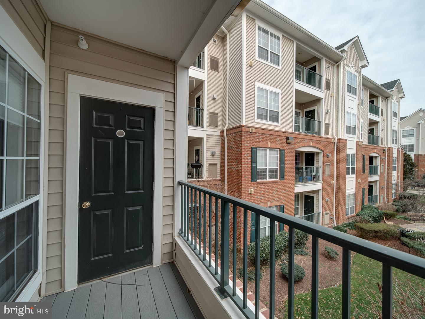 4850 EISENHOWER AVE #218, ALEXANDRIA, Virginia 22304, 1 Bedroom Bedrooms, ,1 BathroomBathrooms,Residential,For sale,4850 EISENHOWER AVE #218,VAAX2053522 MLS # VAAX2053522 4850 EISENHOWER AVE #218, ALEXANDRIA, Virginia 22304, 1 Bedroom Bedrooms, ,1 BathroomBathrooms,Residential,For sale,4850 EISENHOWER AVE #218,VAAX2053522 MLS # VAAX2053522