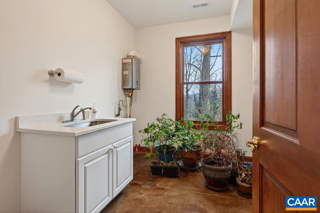 519 FOOTHILLS DR, NELLYSFORD, Virginia 22958, 4 Bedrooms Bedrooms, ,3 BathroomsBathrooms,Residential,For sale,519 FOOTHILLS DR,672810 MLS # 672810