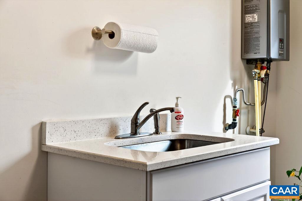 519 FOOTHILLS DR, NELLYSFORD, Virginia 22958, 4 Bedrooms Bedrooms, ,3 BathroomsBathrooms,Residential,For sale,519 FOOTHILLS DR,672810 MLS # 672810