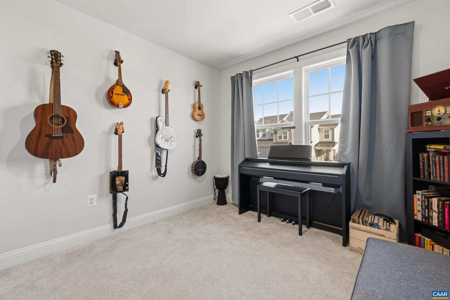 129 RIDGELINE DR, WAYNESBORO, Virginia 22980, 3 Bedrooms Bedrooms, ,2 BathroomsBathrooms,Residential,For sale,129 RIDGELINE DR,672814 MLS # 672814 129 RIDGELINE DR, WAYNESBORO, Virginia 22980, 3 Bedrooms Bedrooms, ,2 BathroomsBathrooms,Residential,For sale,129 RIDGELINE DR,672814 MLS # 672814