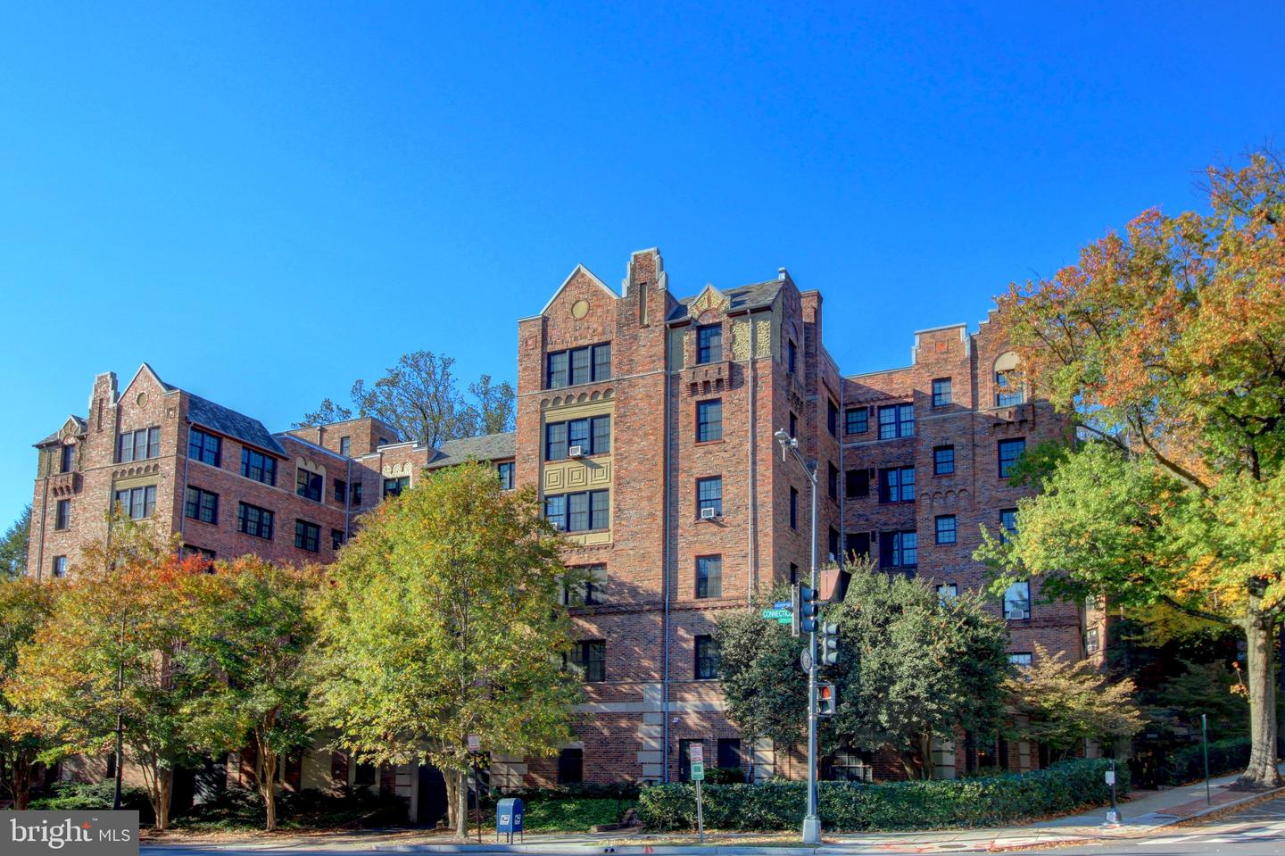 3000 TILDEN ST NW #501-I, WASHINGTON, District Of Columbia 20008, 3 Bedrooms Bedrooms, 9 Rooms Rooms,2 BathroomsBathrooms,Residential,For sale,3000 TILDEN ST NW #501-I,DCDC2243306 MLS # DCDC2243306