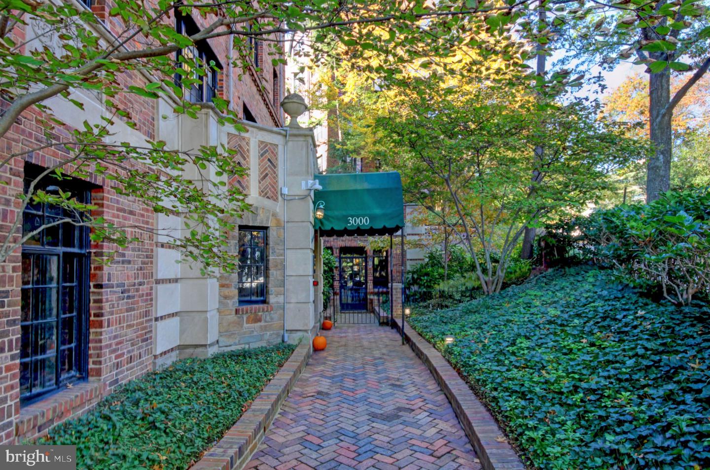 3000 TILDEN ST NW #501-I, WASHINGTON, District Of Columbia 20008, 3 Bedrooms Bedrooms, 9 Rooms Rooms,2 BathroomsBathrooms,Residential,For sale,3000 TILDEN ST NW #501-I,DCDC2243306 MLS # DCDC2243306