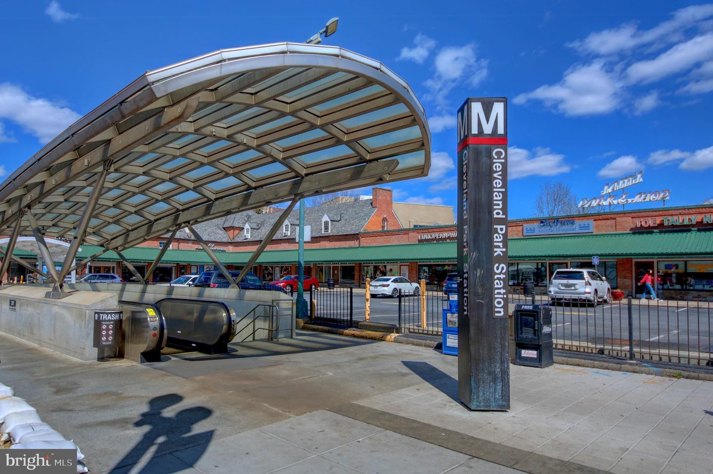 3000 TILDEN ST NW #501-I, WASHINGTON, District Of Columbia 20008, 3 Bedrooms Bedrooms, 9 Rooms Rooms,2 BathroomsBathrooms,Residential,For sale,3000 TILDEN ST NW #501-I,DCDC2243306 MLS # DCDC2243306