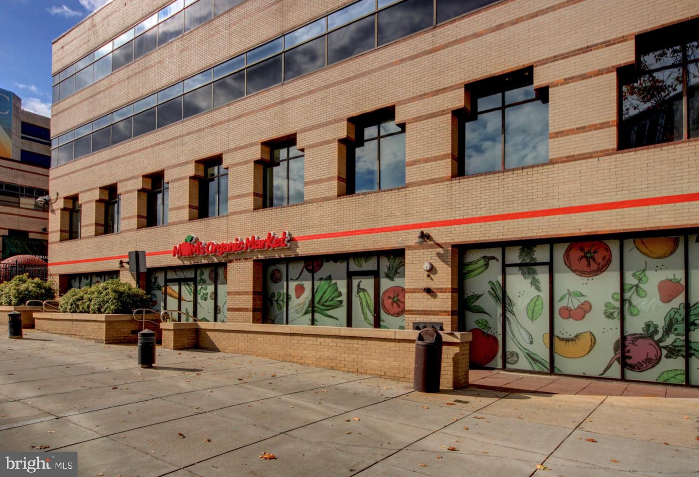 3000 TILDEN ST NW #501-I, WASHINGTON, District Of Columbia 20008, 3 Bedrooms Bedrooms, 9 Rooms Rooms,2 BathroomsBathrooms,Residential,For sale,3000 TILDEN ST NW #501-I,DCDC2243306 MLS # DCDC2243306