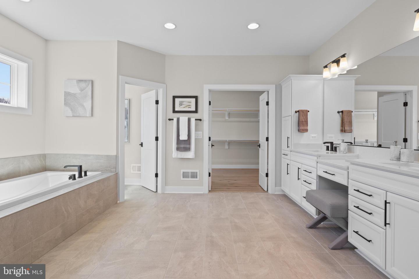 404 WINDOVER CT NW, VIENNA, Virginia 22180, 6 Bedrooms Bedrooms, ,5 BathroomsBathrooms,Residential,For sale,404 WINDOVER CT NW,VAFX2287744 MLS # VAFX2287744 404 WINDOVER CT NW, VIENNA, Virginia 22180, 6 Bedrooms Bedrooms, ,5 BathroomsBathrooms,Residential,For sale,404 WINDOVER CT NW,VAFX2287744 MLS # VAFX2287744