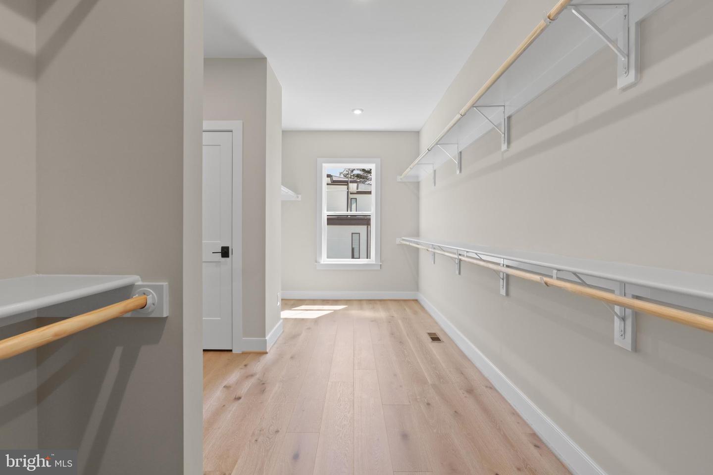 404 WINDOVER CT NW, VIENNA, Virginia 22180, 6 Bedrooms Bedrooms, ,5 BathroomsBathrooms,Residential,For sale,404 WINDOVER CT NW,VAFX2287744 MLS # VAFX2287744 404 WINDOVER CT NW, VIENNA, Virginia 22180, 6 Bedrooms Bedrooms, ,5 BathroomsBathrooms,Residential,For sale,404 WINDOVER CT NW,VAFX2287744 MLS # VAFX2287744