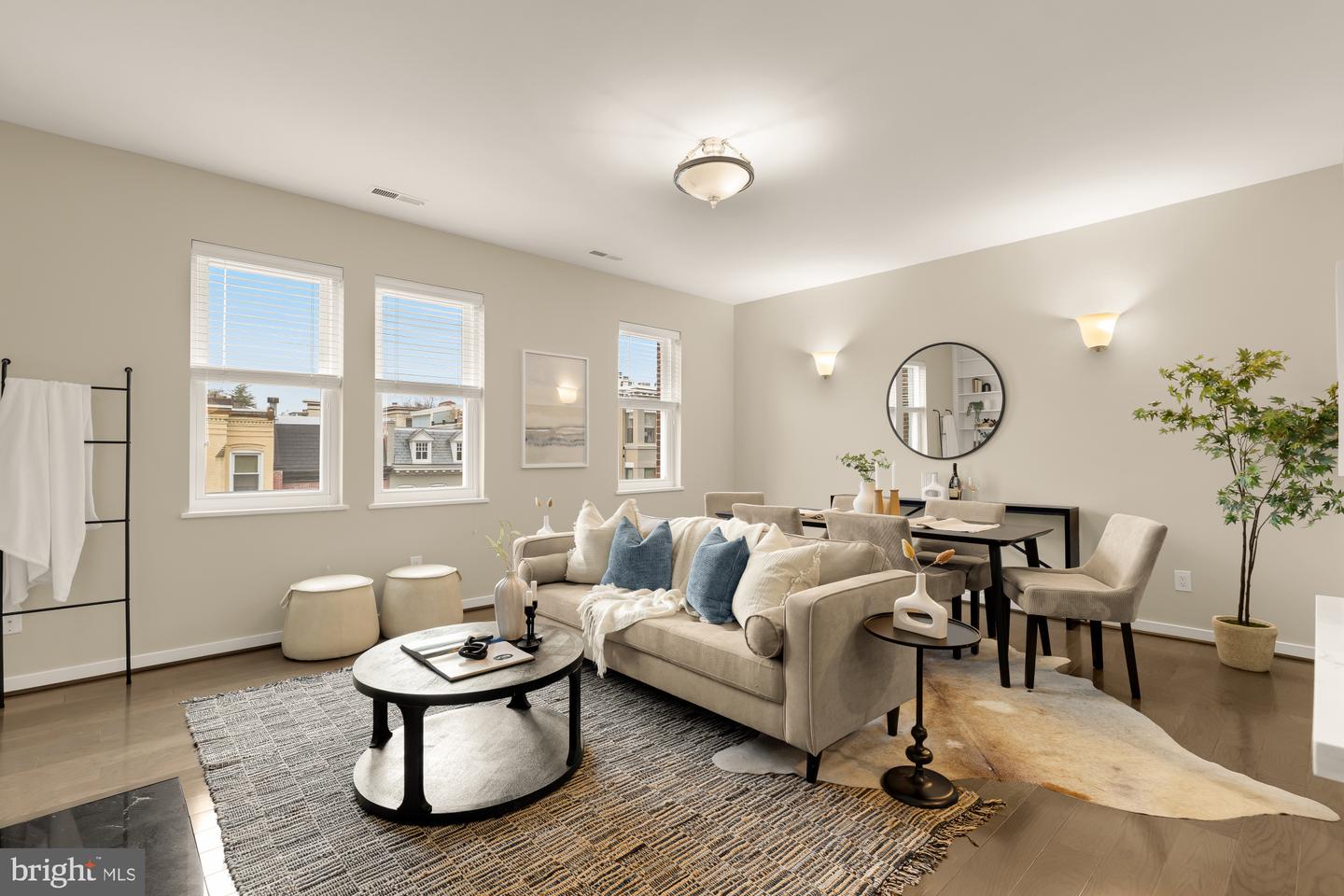 2114 N ST NW #32, WASHINGTON, District Of Columbia 20037, 2 Bedrooms Bedrooms, ,2 BathroomsBathrooms,Residential,For sale,2114 N ST NW #32,DCDC2243512 MLS # DCDC2243512