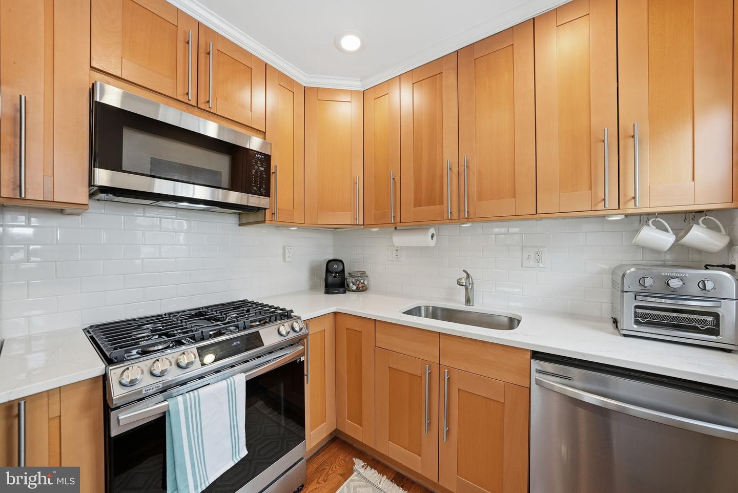 5611 WILSON BLVD, ARLINGTON, Virginia 22205, 3 Bedrooms Bedrooms, ,3 BathroomsBathrooms,Residential,For sale,5611 WILSON BLVD,VAAR2068208 MLS # VAAR2068208