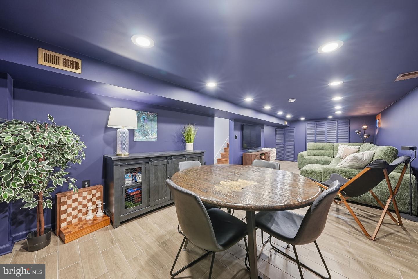 5611 WILSON BLVD, ARLINGTON, Virginia 22205, 3 Bedrooms Bedrooms, ,3 BathroomsBathrooms,Residential,For sale,5611 WILSON BLVD,VAAR2068208 MLS # VAAR2068208