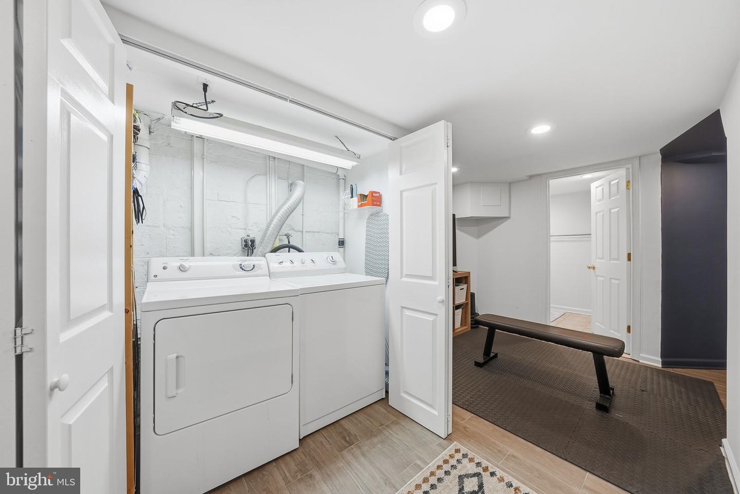 5611 WILSON BLVD, ARLINGTON, Virginia 22205, 3 Bedrooms Bedrooms, ,3 BathroomsBathrooms,Residential,For sale,5611 WILSON BLVD,VAAR2068208 MLS # VAAR2068208