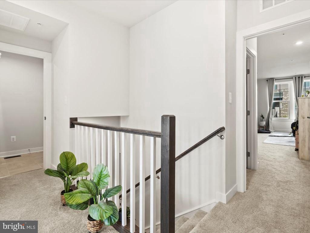 17437 SOUTHERN SHORES DR, DUMFRIES, Virginia 22026, 3 Bedrooms Bedrooms, 8 Rooms Rooms,2 BathroomsBathrooms,Residential,For sale,17437 SOUTHERN SHORES DR,VAPW2111378 MLS # VAPW2111378 17437 SOUTHERN SHORES DR, DUMFRIES, Virginia 22026, 3 Bedrooms Bedrooms, 8 Rooms Rooms,2 BathroomsBathrooms,Residential,For sale,17437 SOUTHERN SHORES DR,VAPW2111378 MLS # VAPW2111378