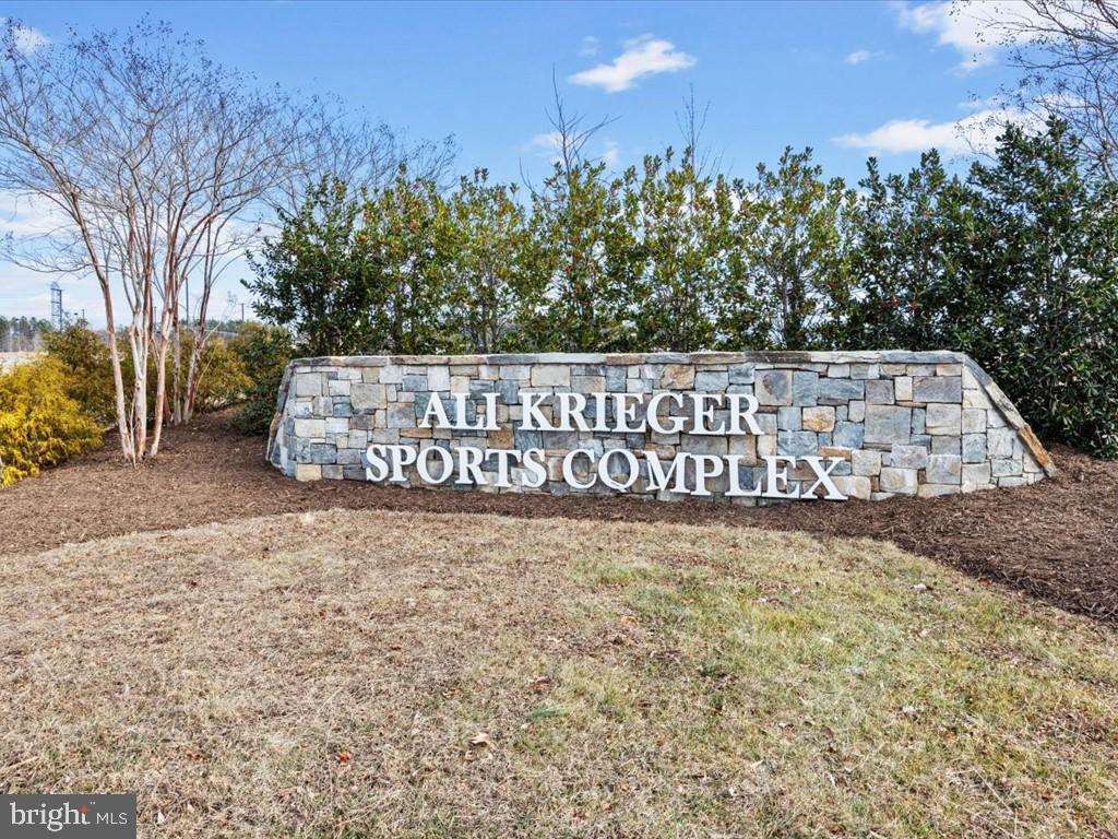 17437 SOUTHERN SHORES DR, DUMFRIES, Virginia 22026, 3 Bedrooms Bedrooms, 8 Rooms Rooms,2 BathroomsBathrooms,Residential,For sale,17437 SOUTHERN SHORES DR,VAPW2111378 MLS # VAPW2111378 17437 SOUTHERN SHORES DR, DUMFRIES, Virginia 22026, 3 Bedrooms Bedrooms, 8 Rooms Rooms,2 BathroomsBathrooms,Residential,For sale,17437 SOUTHERN SHORES DR,VAPW2111378 MLS # VAPW2111378