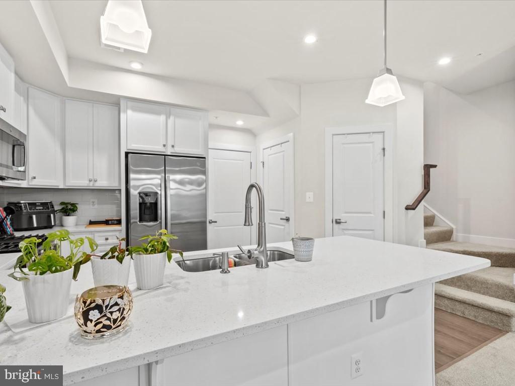 17437 SOUTHERN SHORES DR, DUMFRIES, Virginia 22026, 3 Bedrooms Bedrooms, 8 Rooms Rooms,2 BathroomsBathrooms,Residential,For sale,17437 SOUTHERN SHORES DR,VAPW2111378 MLS # VAPW2111378 17437 SOUTHERN SHORES DR, DUMFRIES, Virginia 22026, 3 Bedrooms Bedrooms, 8 Rooms Rooms,2 BathroomsBathrooms,Residential,For sale,17437 SOUTHERN SHORES DR,VAPW2111378 MLS # VAPW2111378