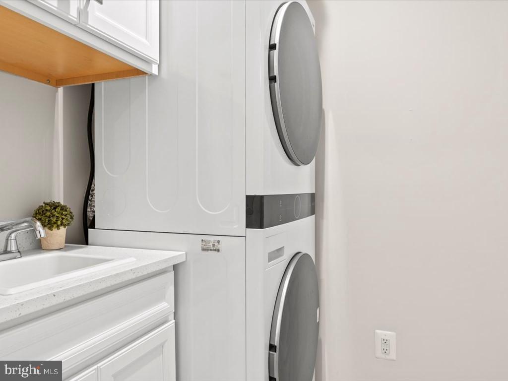 17437 SOUTHERN SHORES DR, DUMFRIES, Virginia 22026, 3 Bedrooms Bedrooms, 8 Rooms Rooms,2 BathroomsBathrooms,Residential,For sale,17437 SOUTHERN SHORES DR,VAPW2111378 MLS # VAPW2111378 17437 SOUTHERN SHORES DR, DUMFRIES, Virginia 22026, 3 Bedrooms Bedrooms, 8 Rooms Rooms,2 BathroomsBathrooms,Residential,For sale,17437 SOUTHERN SHORES DR,VAPW2111378 MLS # VAPW2111378