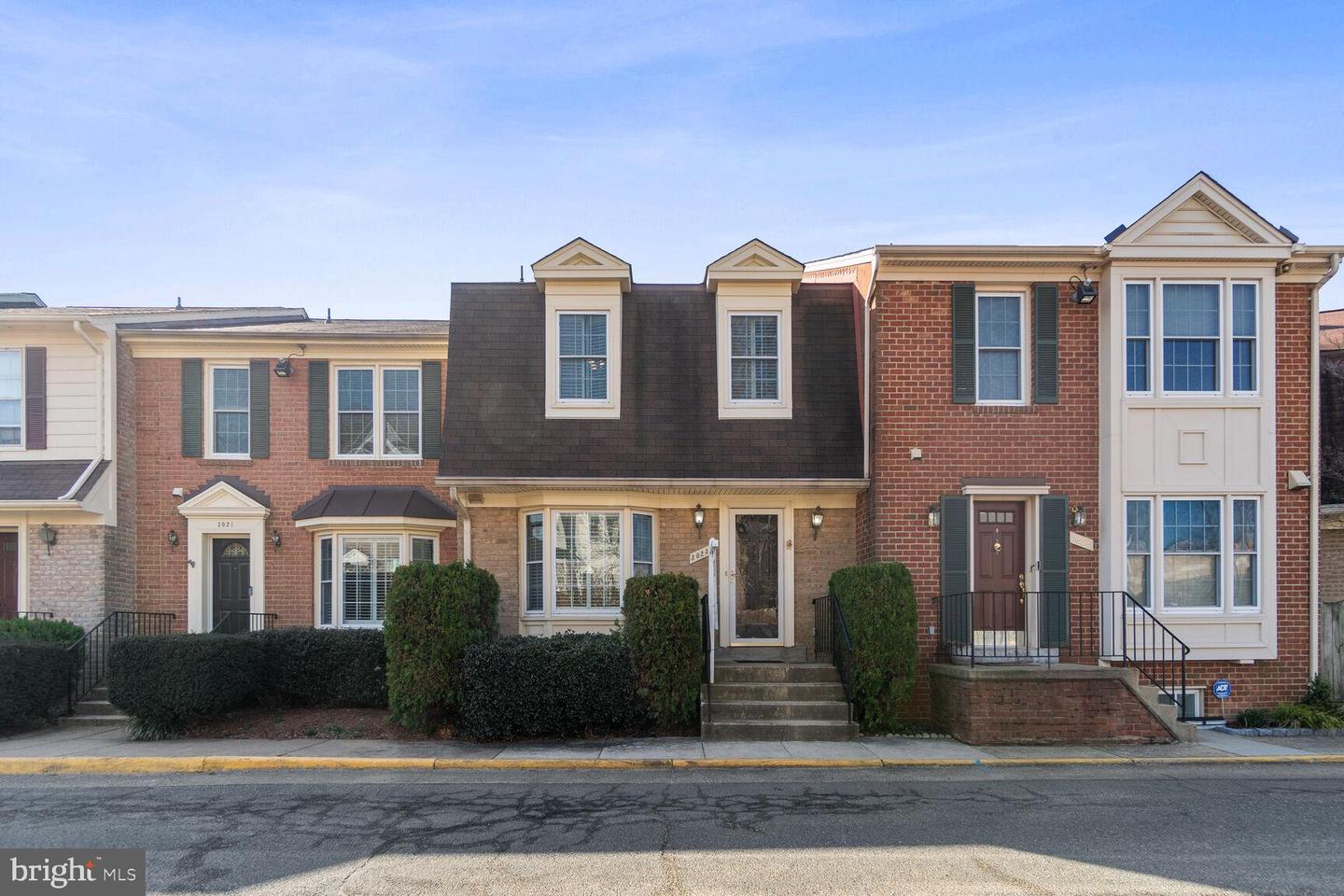 3023 MEETING ST, FALLS CHURCH, Virginia 22044, 4 Bedrooms Bedrooms, 12 Rooms Rooms,3 BathroomsBathrooms,Residential,For sale,3023 MEETING ST,VAFX2287766 MLS # VAFX2287766