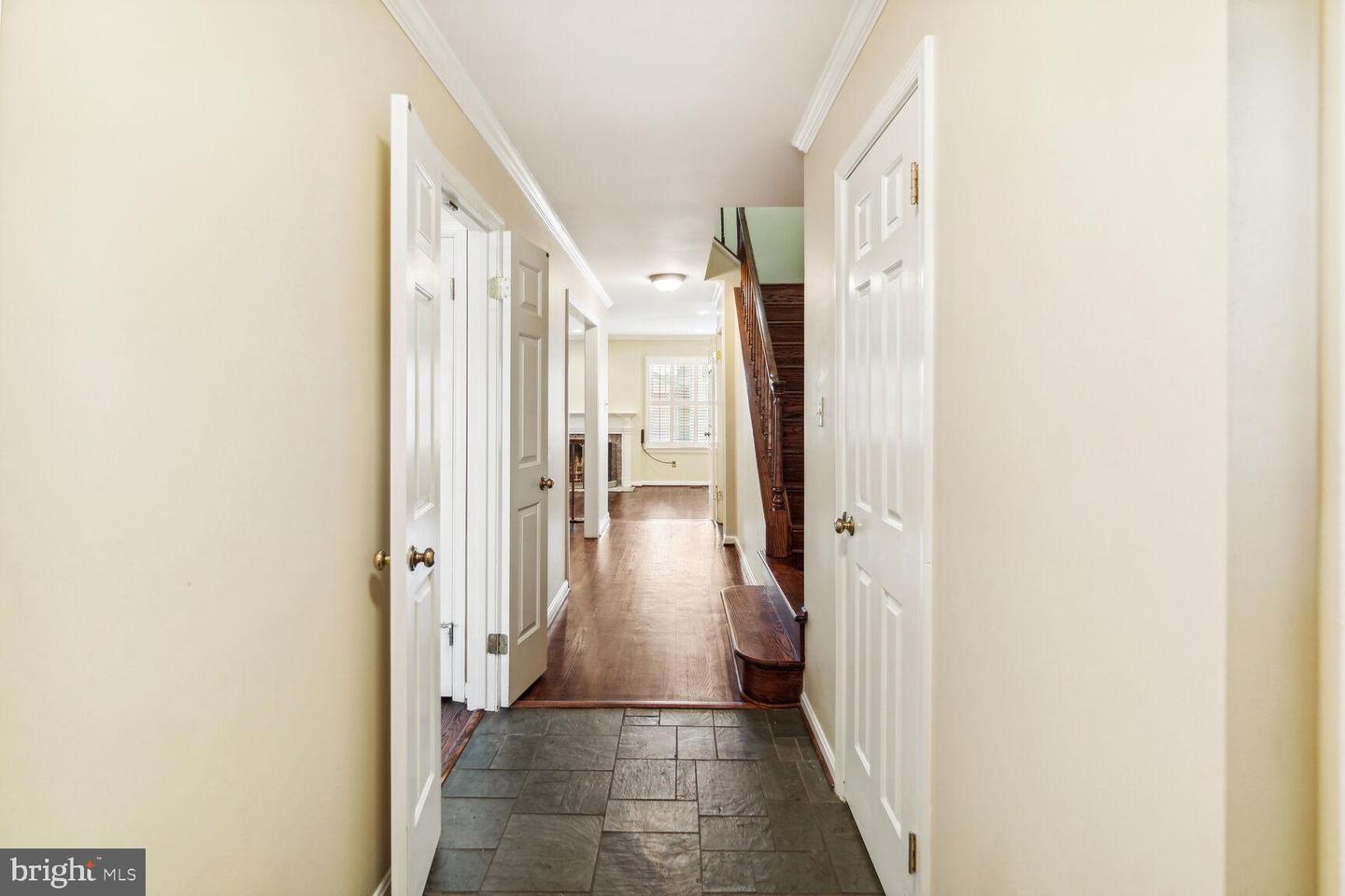 3023 MEETING ST, FALLS CHURCH, Virginia 22044, 4 Bedrooms Bedrooms, 12 Rooms Rooms,3 BathroomsBathrooms,Residential,For sale,3023 MEETING ST,VAFX2287766 MLS # VAFX2287766