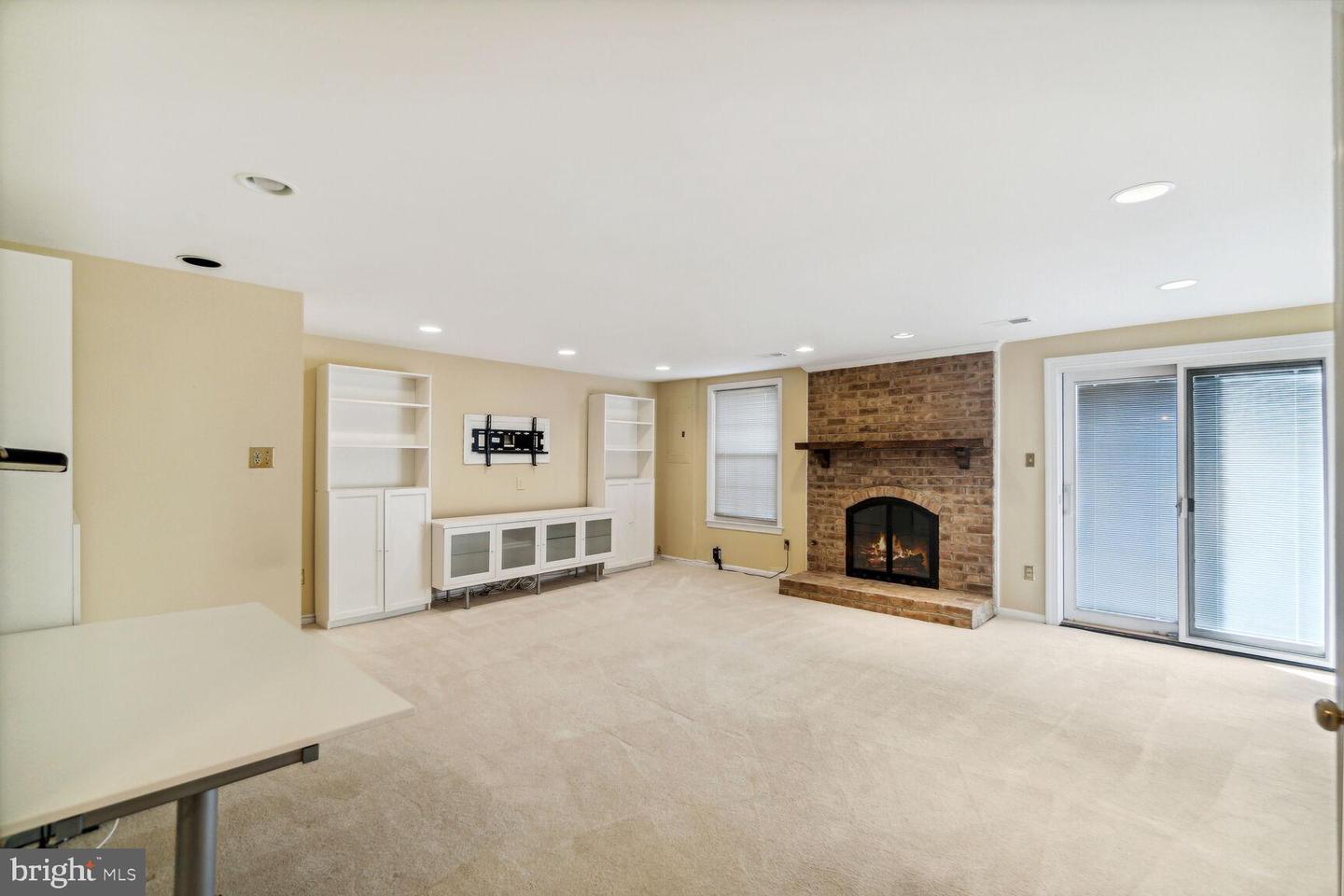 3023 MEETING ST, FALLS CHURCH, Virginia 22044, 4 Bedrooms Bedrooms, 12 Rooms Rooms,3 BathroomsBathrooms,Residential,For sale,3023 MEETING ST,VAFX2287766 MLS # VAFX2287766