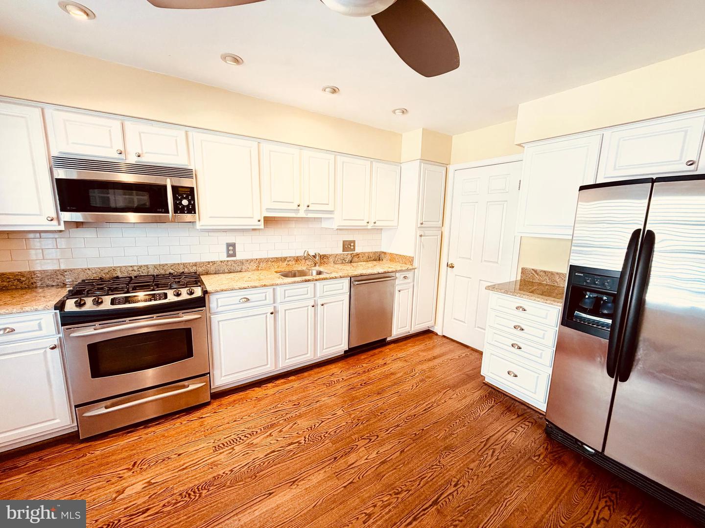 3023 MEETING ST, FALLS CHURCH, Virginia 22044, 4 Bedrooms Bedrooms, 12 Rooms Rooms,3 BathroomsBathrooms,Residential,For sale,3023 MEETING ST,VAFX2287766 MLS # VAFX2287766