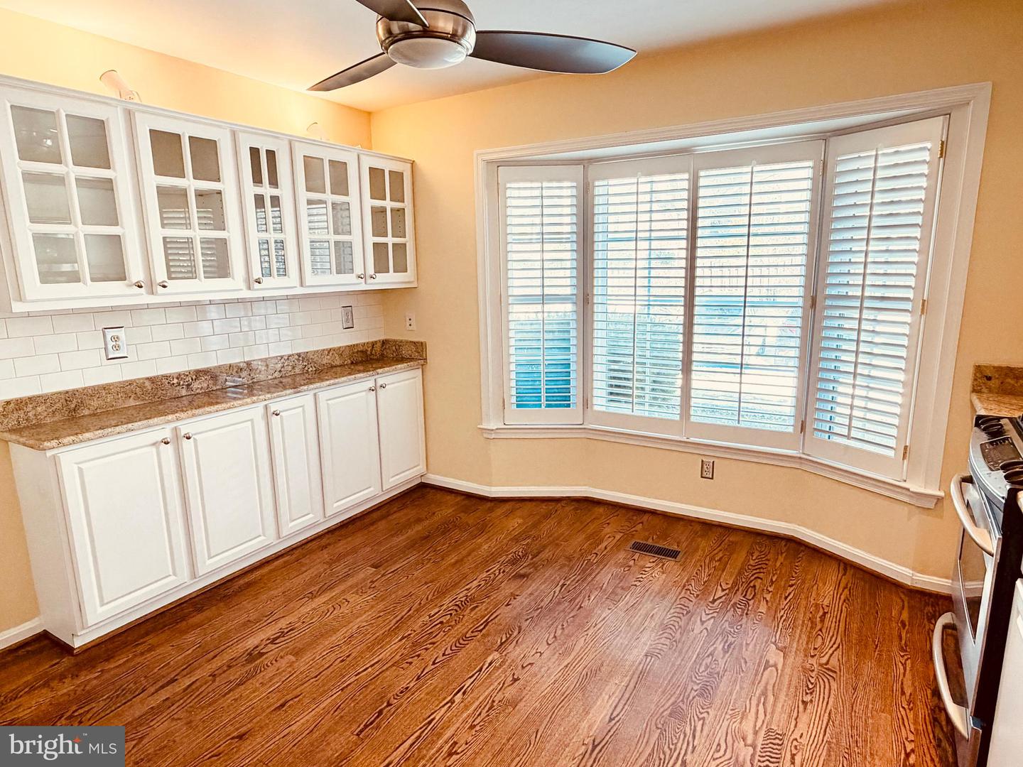 3023 MEETING ST, FALLS CHURCH, Virginia 22044, 4 Bedrooms Bedrooms, 12 Rooms Rooms,3 BathroomsBathrooms,Residential,For sale,3023 MEETING ST,VAFX2287766 MLS # VAFX2287766