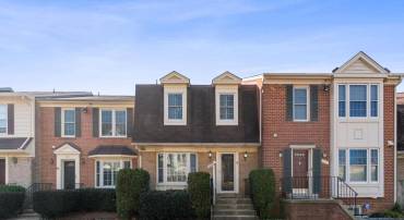 3023 MEETING ST, FALLS CHURCH, Virginia 22044, 4 Bedrooms Bedrooms, 12 Rooms Rooms,3 BathroomsBathrooms,Residential,For sale,3023 MEETING ST,VAFX2287766 MLS # VAFX2287766