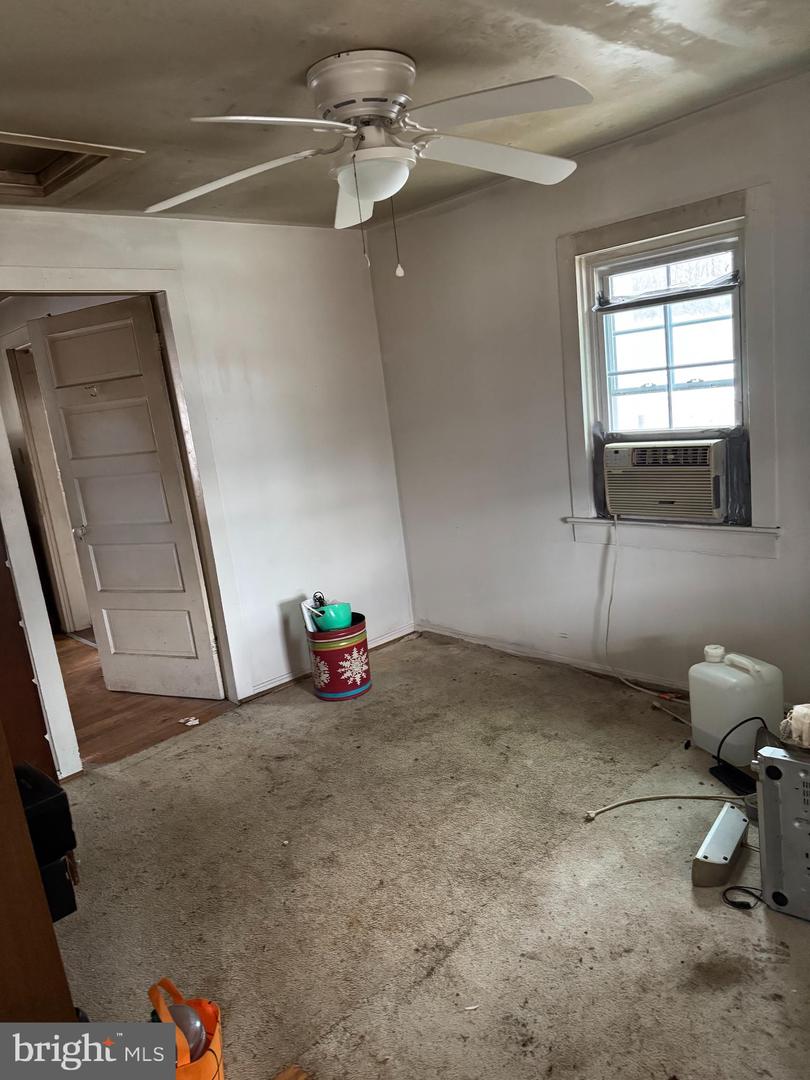 3847 LEEDS MANOR RD, MARSHALL, Virginia 20115, 3 Bedrooms Bedrooms, ,1 BathroomBathrooms,Residential,For sale,3847 LEEDS MANOR RD,VAFQ2020316 MLS # VAFQ2020316 3847 LEEDS MANOR RD, MARSHALL, Virginia 20115, 3 Bedrooms Bedrooms, ,1 BathroomBathrooms,Residential,For sale,3847 LEEDS MANOR RD,VAFQ2020316 MLS # VAFQ2020316