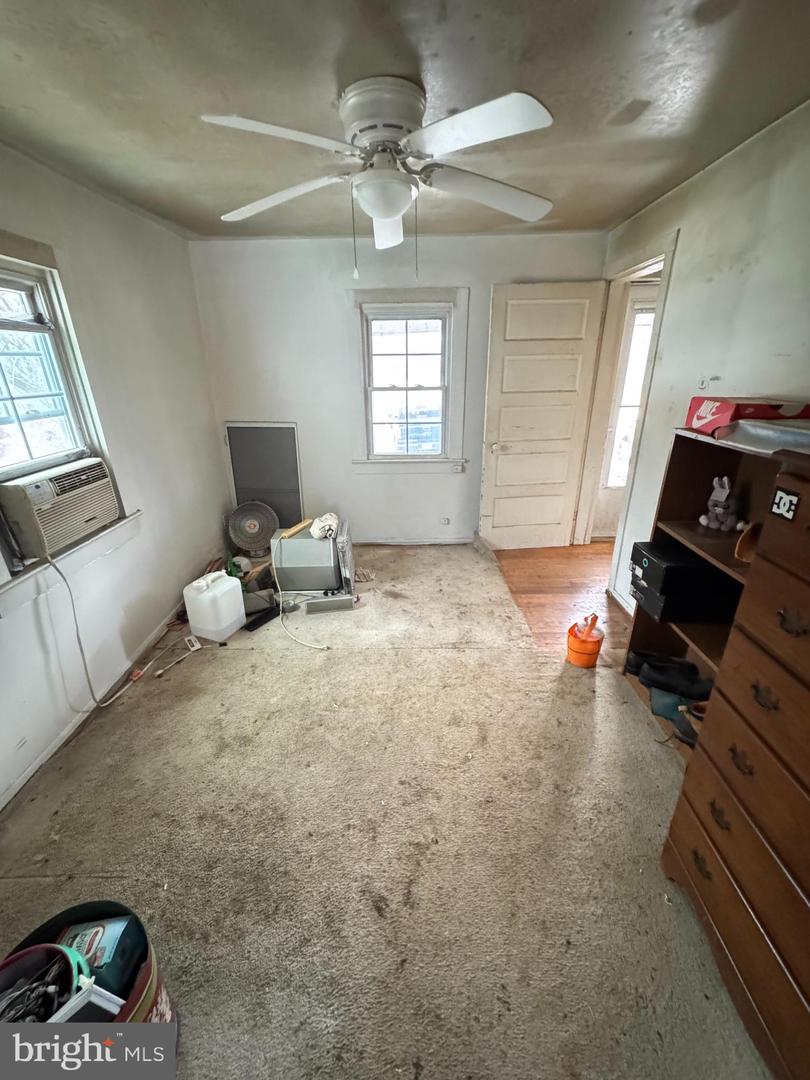 3847 LEEDS MANOR RD, MARSHALL, Virginia 20115, 3 Bedrooms Bedrooms, ,1 BathroomBathrooms,Residential,For sale,3847 LEEDS MANOR RD,VAFQ2020316 MLS # VAFQ2020316 3847 LEEDS MANOR RD, MARSHALL, Virginia 20115, 3 Bedrooms Bedrooms, ,1 BathroomBathrooms,Residential,For sale,3847 LEEDS MANOR RD,VAFQ2020316 MLS # VAFQ2020316
