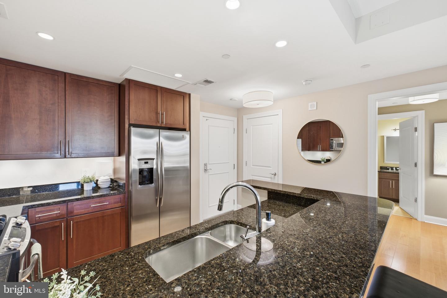 2050 JAMIESON AVE #1005, ALEXANDRIA, Virginia 22314, 1 Bedroom Bedrooms, 4 Rooms Rooms,1 BathroomBathrooms,Residential,For sale,2050 JAMIESON AVE #1005,VAAX2053584 MLS # VAAX2053584