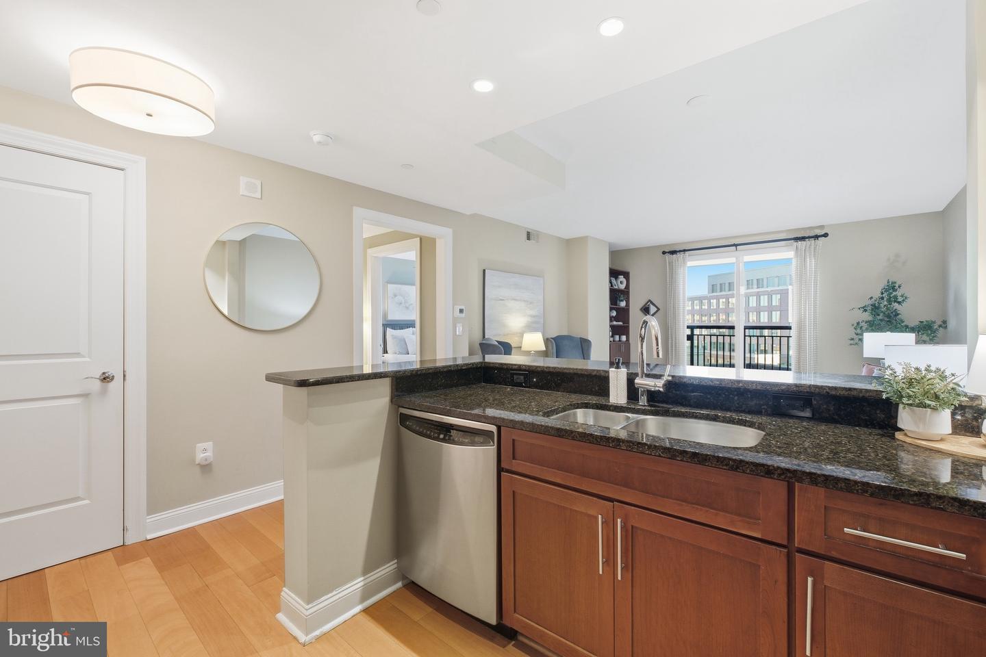 2050 JAMIESON AVE #1005, ALEXANDRIA, Virginia 22314, 1 Bedroom Bedrooms, 4 Rooms Rooms,1 BathroomBathrooms,Residential,For sale,2050 JAMIESON AVE #1005,VAAX2053584 MLS # VAAX2053584