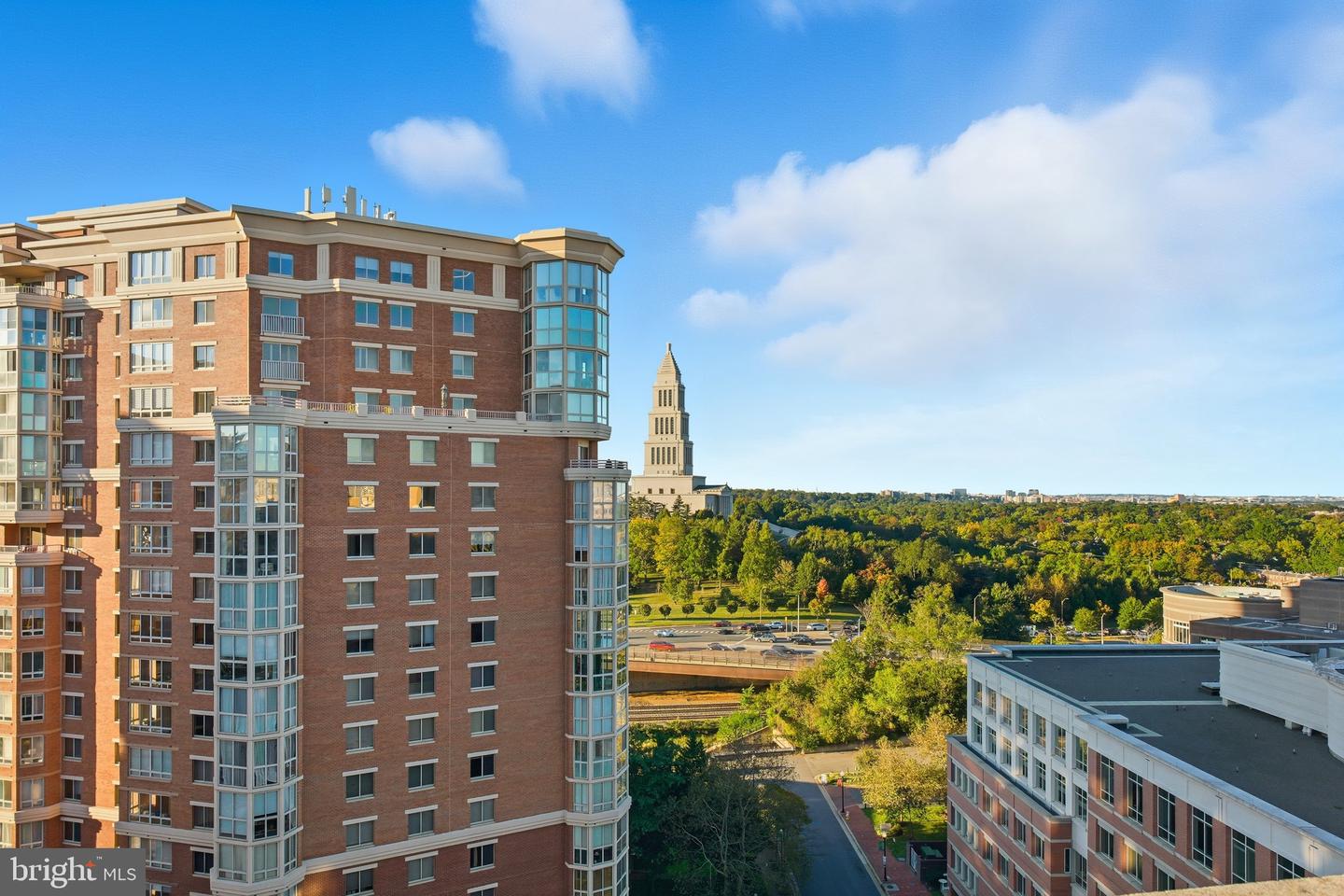 2050 JAMIESON AVE #1005, ALEXANDRIA, Virginia 22314, 1 Bedroom Bedrooms, 4 Rooms Rooms,1 BathroomBathrooms,Residential,For sale,2050 JAMIESON AVE #1005,VAAX2053584 MLS # VAAX2053584