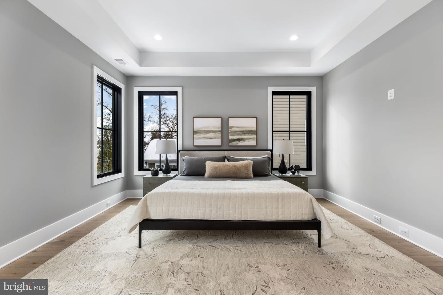 5206 12TH ST N, ARLINGTON, Virginia 22205, 5 Bedrooms Bedrooms, ,5 BathroomsBathrooms,Residential,For sale,5206 12TH ST N,VAAR2068222 MLS # VAAR2068222